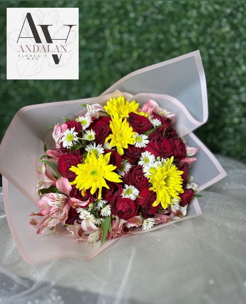 RAMO CLASICO DE FLORES