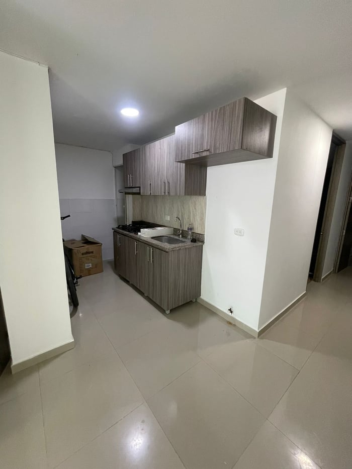 APARTAMENTO EN EL RECREO PRIMER PISO 