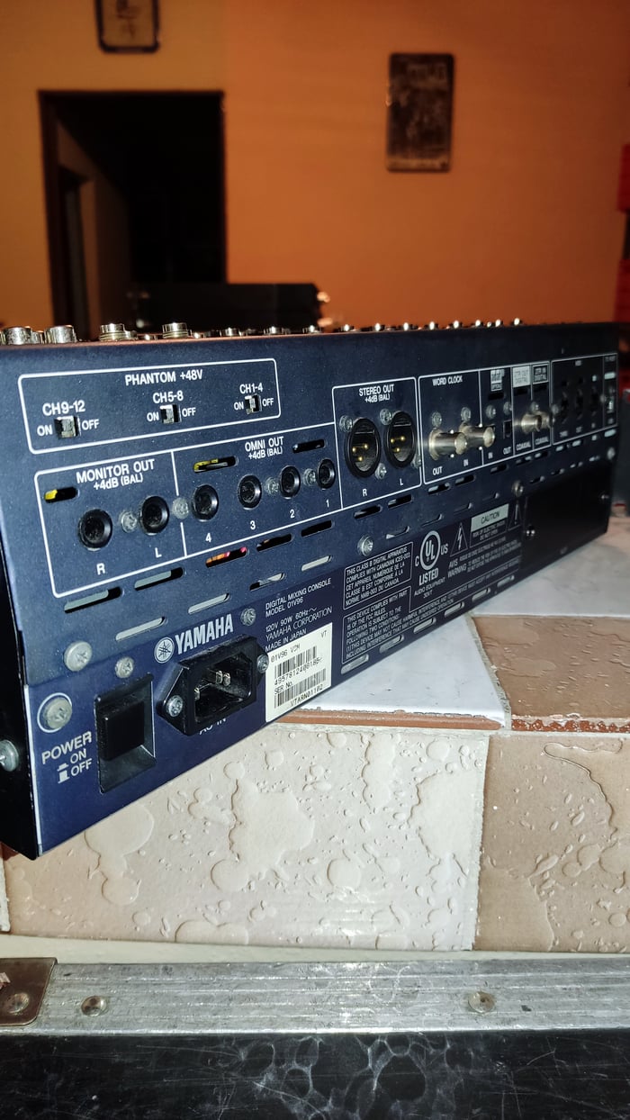 Consola digital Yamaha 01v96vcm 16ch 