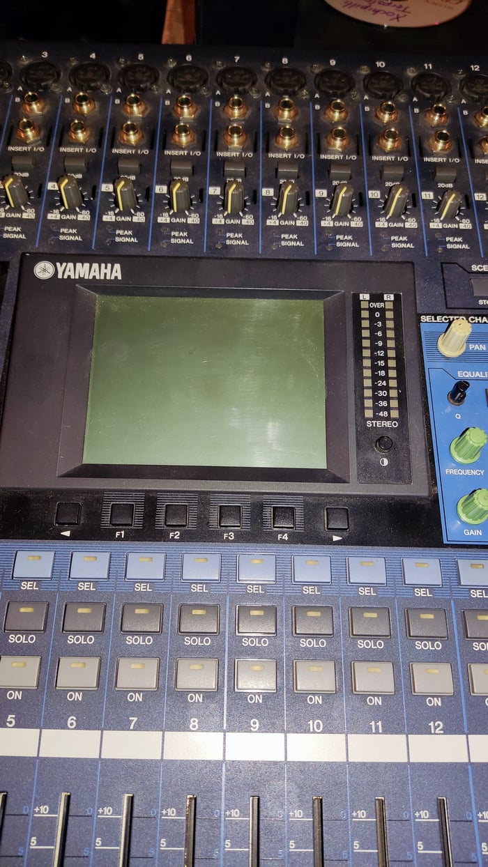 Consola digital Yamaha 01v96vcm 16ch 