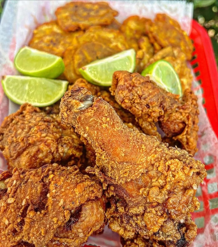 PICA POLLO