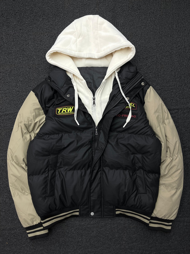 PUFFER JACKET