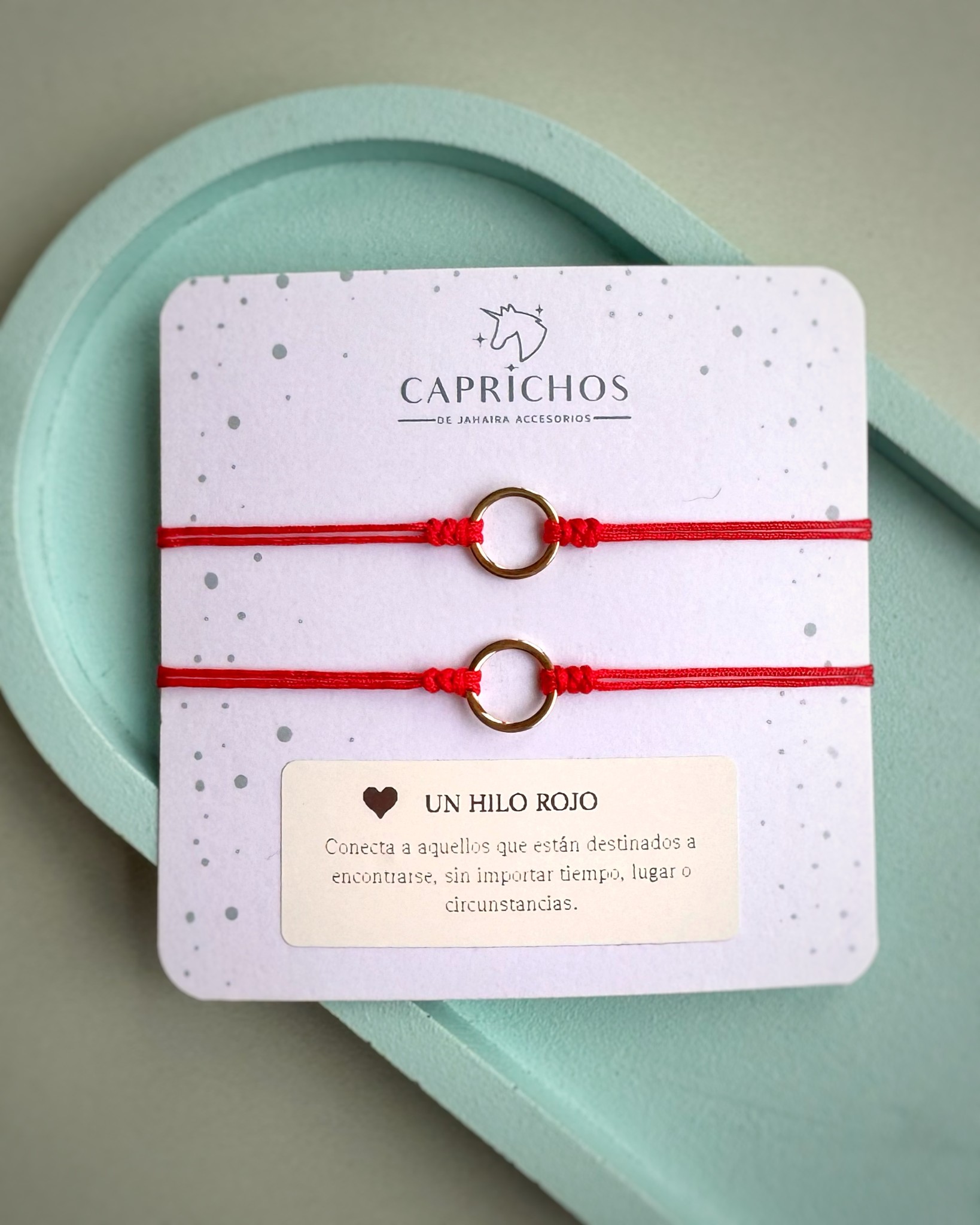 Brazaletes Un Hilo Rojo Caprichos de Jahaira
